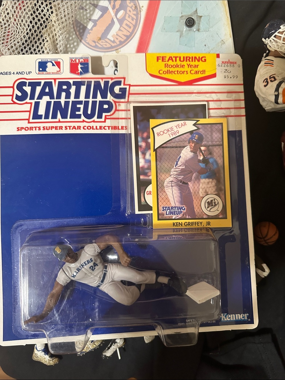 Ken Griffey Jr. sliding rare Mariners Action Figure - starting lineup 1989